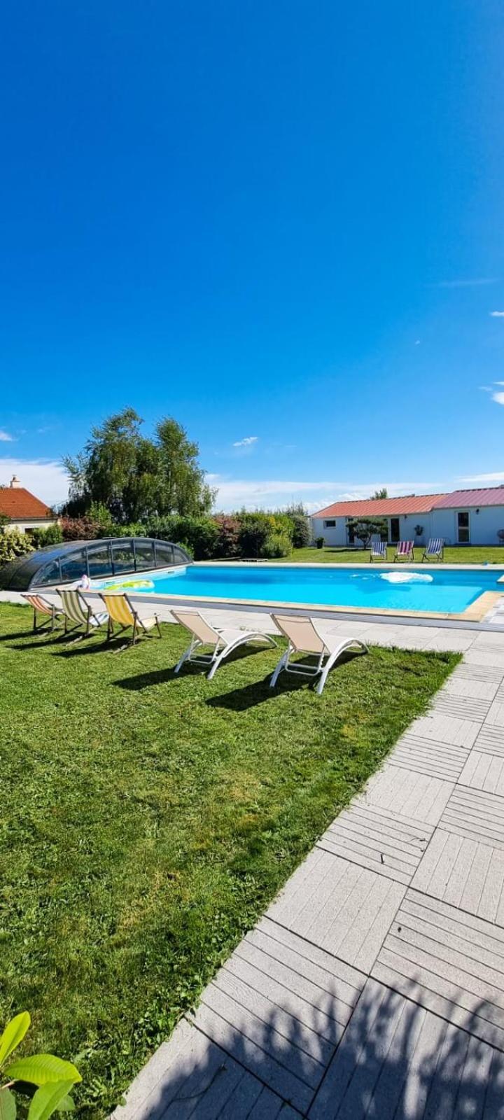 Ty Grain De Sel : Logement Privatif Avec Piscine, Jardin Et Patio Chauvé Exteriér fotografie