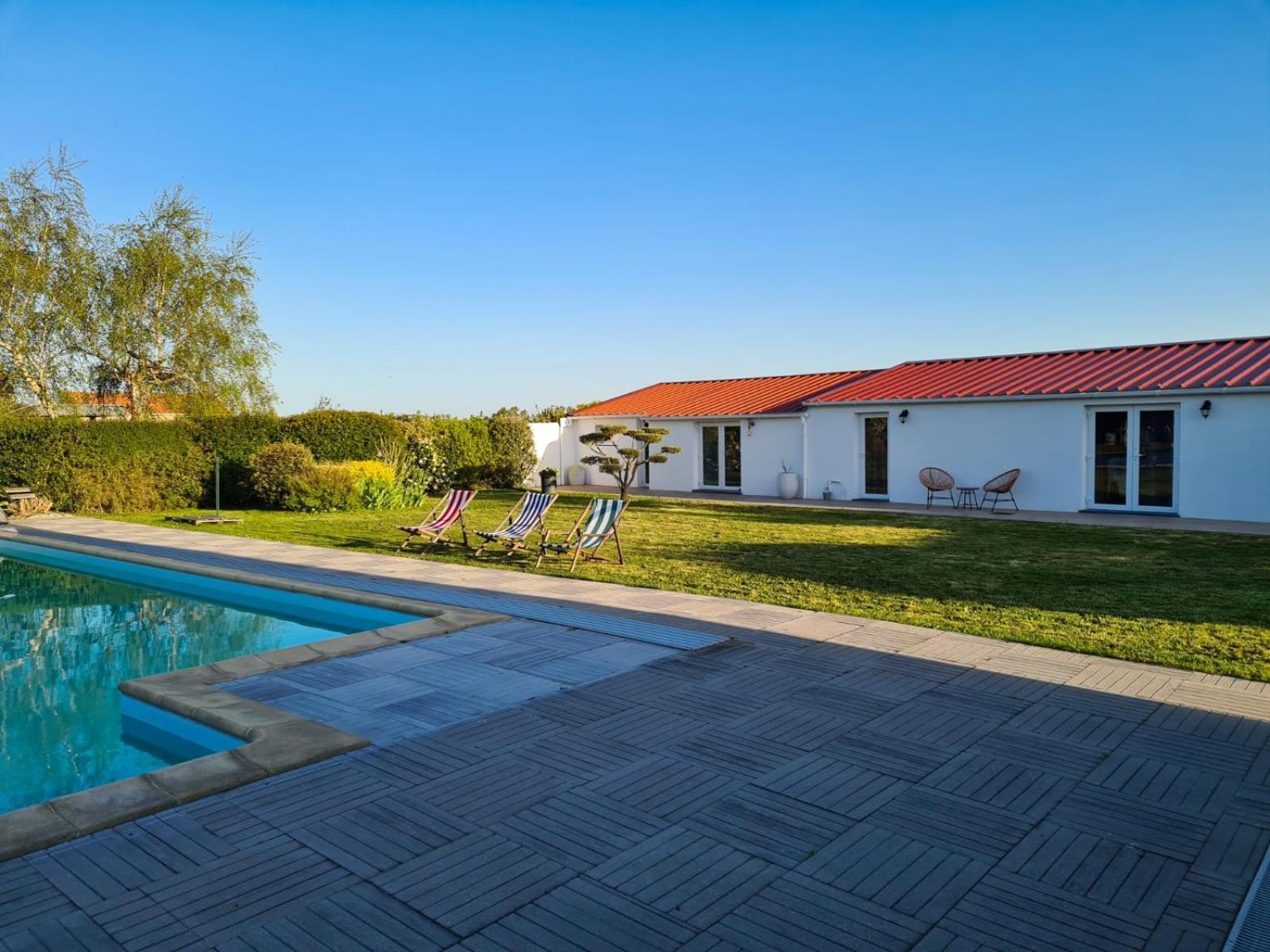 Ty Grain De Sel : Logement Privatif Avec Piscine, Jardin Et Patio Chauvé Exteriér fotografie